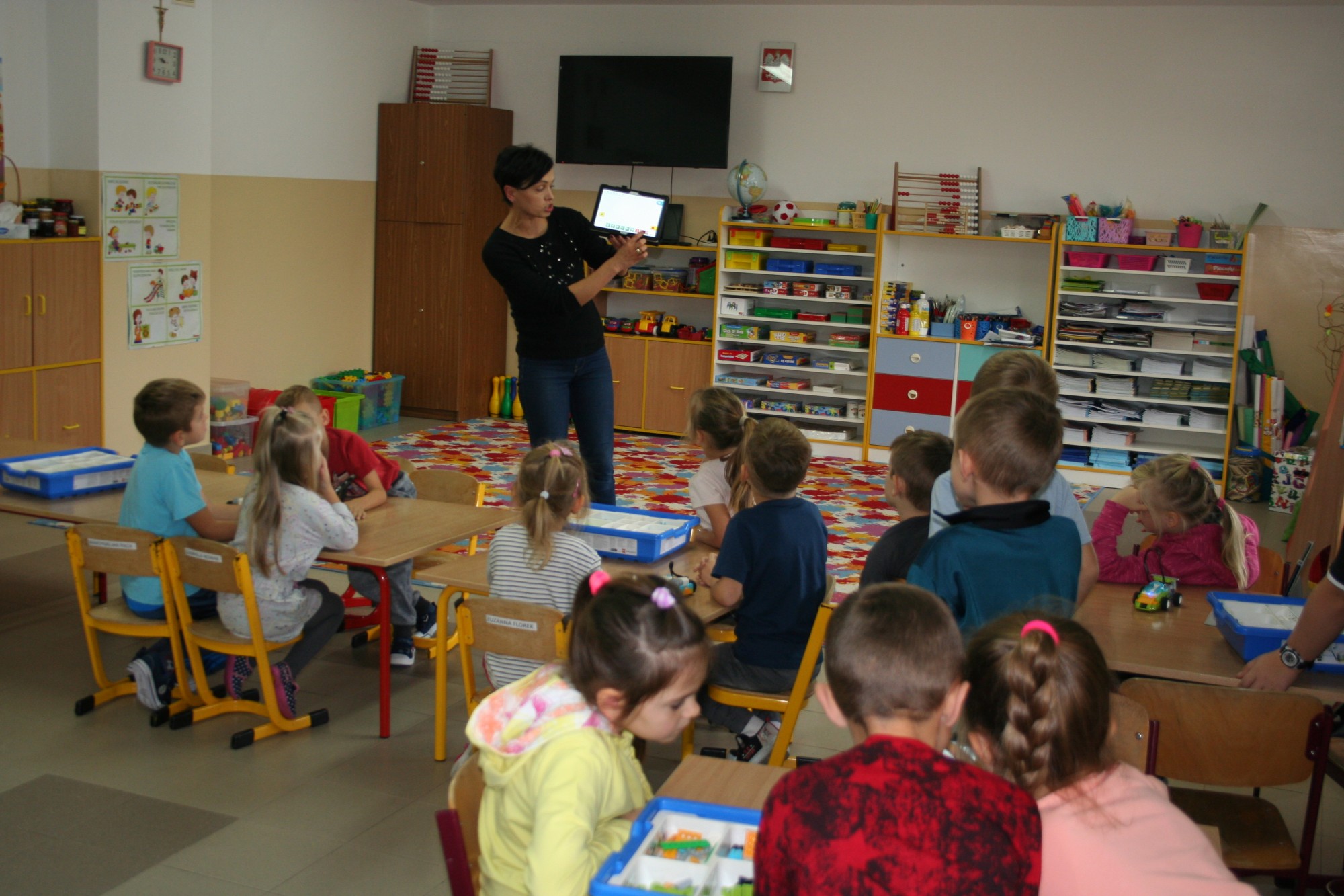 ZAJĘCIA POKAZOWE ROBOTYKI LEGO  W ZESPOLE SZKOŁY PODSTAWOWEJ I PRZEDSZKOLA