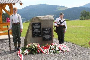 HISTORYCZNA NIEDZIELA NA DZIELCU