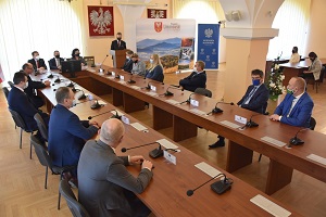 3,2 MLN ZŁ DLA GMINY SŁOPNICE Z RZĄDOWEGO FUNDUSZU INWESTYCJI LOKALNYCH