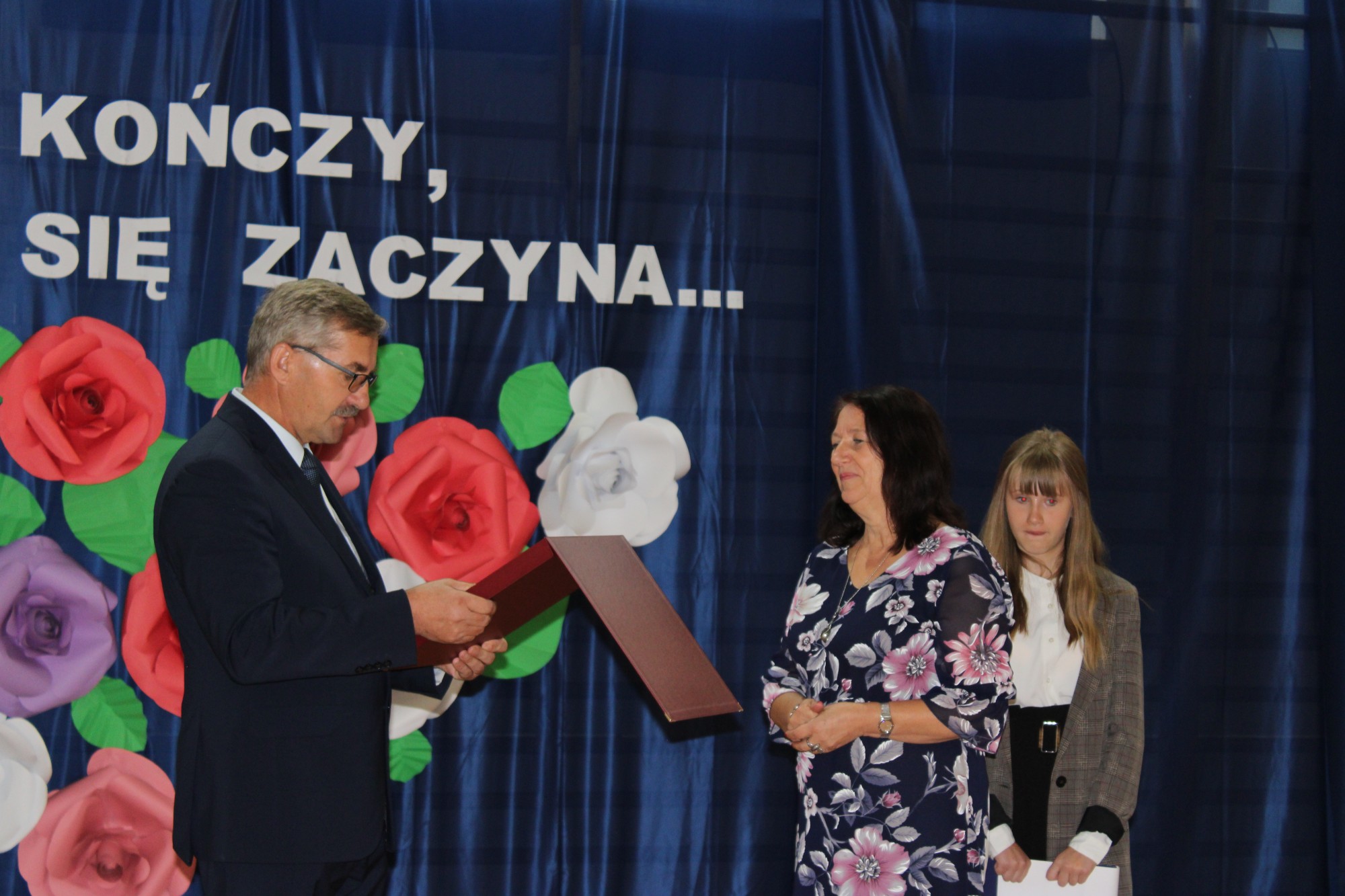 POŻEGNANO DYREKTOR SP4
